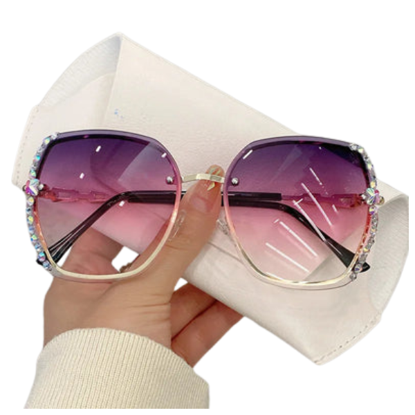 Radiant Glow: gafas de sol personalizadas para la mujer moderna