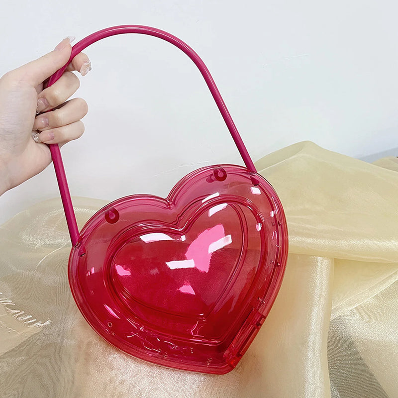 bolso acrílico en forma de corazón 