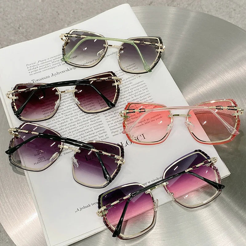 Radiant Glow: Personalized Sunglasses for the Modern Woman